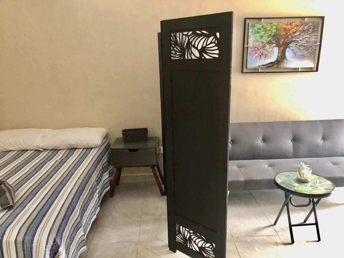 Olimpica - Mini Room Plata - 5 Min Malecon Мазатлан Екстер'єр фото